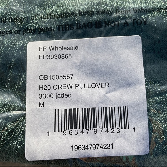 NWT Free People H2O Crew Pullover Open Stitch Knit Top Green Medium OB1505557 - Picture 6 of 11